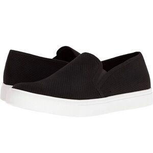 Steve Madden Womens Size 8.5 Black Slip On Sneakers